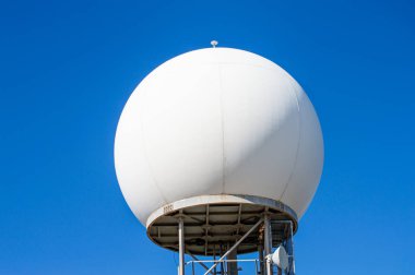 Mijas Dağı, Malaga, İspanya 'da iletişim antenleri