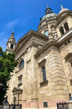 BUDAPEST, HUNGARY - 7 Temmuz 2023: Aziz Stephen Bazilikası, Macaristan 'ın ilk Budapeşte Kralı Stephen' ın anısına Roma katolik katedrali