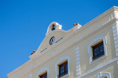 ANTEQUERA, İspanya - 17 Eylül 2023: Antequera, İspanya 'nın tarihi merkezinde yürüyüş 17 Eylül 2023