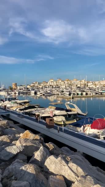 Banus Espanha Março 2024 Yachts Marina Nascer Sol Banus Marbella — Vídeo de Stock
