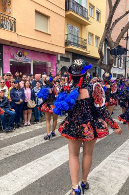 FUENGIROLA, İspanya - 1 Mayıs 2024: Fuengirola, İspanya 'daki Uluslararası Fuar Fuarı' nın açılış töreni