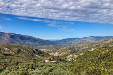 Sierra Nevada sınırında panoramik manzara, Endülüs, İspanya