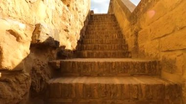 ANTEQUERA, İspanya - 17 Eylül 2023: Antequera, İspanya 'daki Alcazaba kalesi 17 Eylül 2023