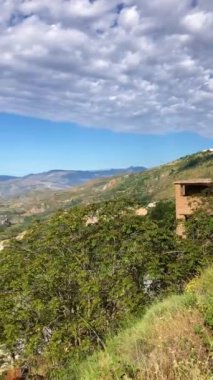 Sierra Nevada sınırında panoramik manzara, Endülüs, İspanya