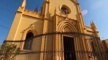 MALAGA, İspanya - 13 Ağustos 2023: Malaga, İspanya 'daki Parroquia San Pablo Kilisesi