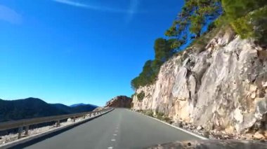 PARAUTA, İspanya - 20 Ocak 2024: Parauta, İspanya 'daki Sierra de las Nieves Ulusal Parkı' nda 20 Ocak 2024