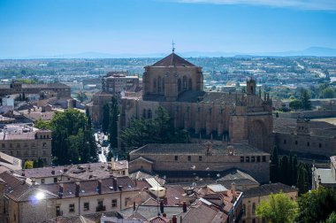 SALAMANCA, İspanya - 17 Eylül 2024: İspanya 'nın Salamanca kentindeki panoramik manzara