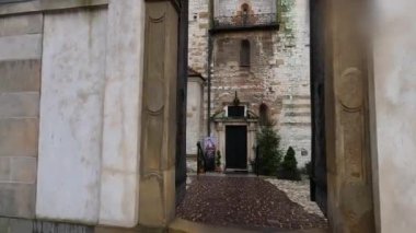 KRAKOW, POLAND - 21 Aralık 2023: Krakow, Polonya 'daki St. Andrew Kilisesi