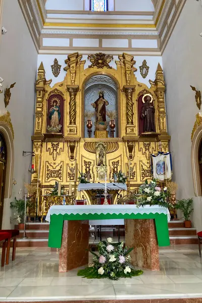 YUNQUERA, İspanya - 26 Ekim 2024: Yunquera, İspanya 'daki Enkarnasyon Kilisesi