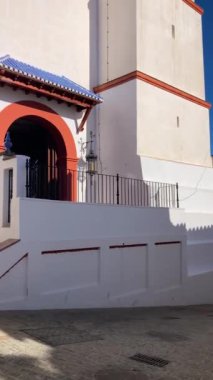 YUNQUERA, İspanya - 26 Ekim 2024: Yunquera, İspanya 'daki Enkarnasyon Kilisesi