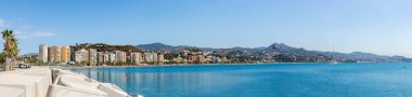 MALAGA, İspanya - 4 Eylül 2023: Malaga, İspanya 'da Malageta plajı panoramik manzarası, 4 Eylül 2023