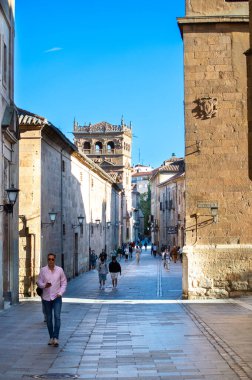 SALAMANCA, İspanya - 17 Eylül 2024: Salamanca Üniversitesi, İspanya 17 Eylül 2024