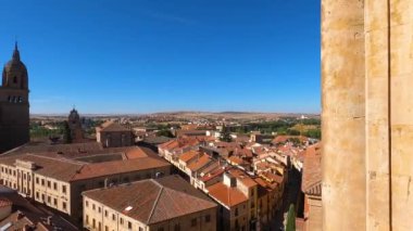 SALAMANCA, İspanya - 17 Eylül 2024: Salamanca Katedrali 17 Eylül 2024