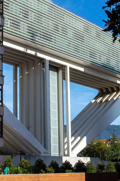 OVIEDO, İspanya - 16 Eylül 2024: Oviedo Kongre ve Sergi Merkezi 16 Eylül 2024