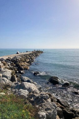 BENALMADENA, İspanya - 24 Kasım 2024: Costa del Sol, Benalmadena, İspanya 'daki tipik İspanyol seti