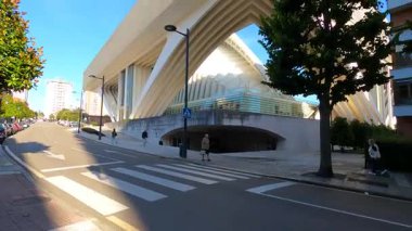 OVIEDO, İspanya - 16 Eylül 2024: Oviedo Kongre ve Sergi Merkezi 16 Eylül 2024