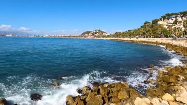 MALAGA, İspanya - 29 Eylül 2024: Malaga, İspanya 'da Deniz Gezisi 29 Eylül 2024