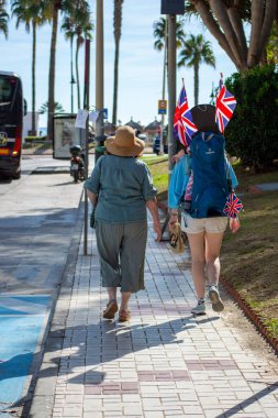 TORREMOLINOS, İspanya - 20 Ekim 2024: Dünya Triatlon Şampiyonası finali, 20 Ekim 2024 tarihinde İspanya 'nın Torremolinos kentinde felçliler