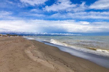 Torremolinos, İspanya 'da fırtınadan sonra deniz fırtınası