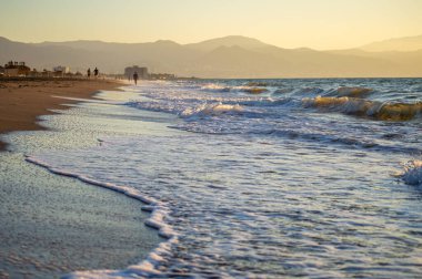 İspanya, Torremolinos sahilinde gün doğumu