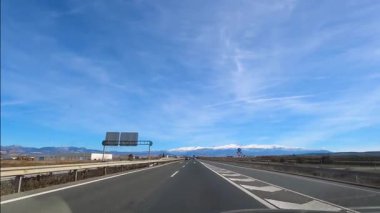 Granada, İspanya - 6 Ocak 2024: Malaga 'dan Granada, İspanya' ya yolculuk 6 Ocak 2024