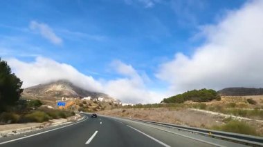 Granada, İspanya - 6 Ocak 2024: Malaga 'dan Granada, İspanya' ya yolculuk 6 Ocak 2024