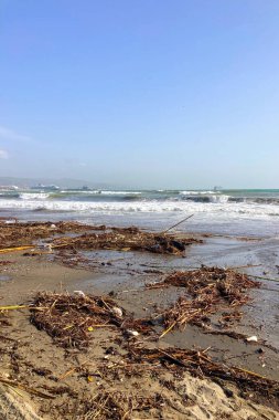 MALAGA, İspanya - 15 Kasım 2024: 15 Kasım 2024 tarihinde İspanya 'nın Malaga kentindeki DANA kasırgasının yol açtığı sel ve çöplük