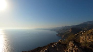 Akdeniz üzerinde gün doğumu. La Herradura, Andulasia, Güney İspanya