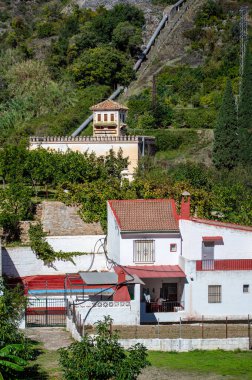 Merkezi San Pascual hidroelektrik santralinin panoramik manzarası, Yunquera, İspanya 