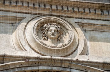 Viyana, AUSTRIA - 18 Temmuz 2024 Viyana Devlet Opera Binası. Tarihi opera binası, Avusturya 'nın Viyana şehrinin 18 Temmuz 2024 tarihli simgesi ve simgesidir.