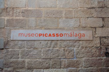 MALAGA, İspanya - 28 Mayıs 2025: İspanya 'nın Malaga kentindeki Picasso müzesini ziyaret etmek