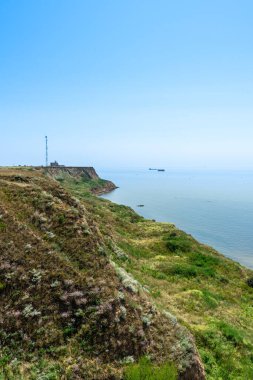 Ukrayna 'nın Mykolaiv bölgesindeki Rybakivka köyü yakınlarında yer alan Adzhiyask Burnu' ndan inanılmaz panoramik deniz manzarası, sakin bir kıyı manzarası ve doğal güzellik sunuyor..