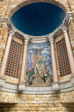 GIJON, SPAIN - 5 Nisan 2025: Üniversite Laboratuvarı, ilk olarak yetimler için eğitim merkezi olarak inşa edilen, şimdi çeşitli önde gelen kültür kurumlarına ev sahipliği yapıyor