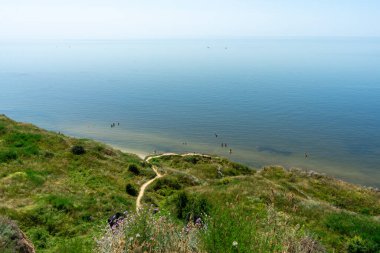 Ukrayna 'nın Mykolaiv bölgesindeki Rybakivka köyü yakınlarında yer alan Adzhiyask Burnu' ndan inanılmaz panoramik deniz manzarası, sakin bir kıyı manzarası ve doğal güzellik sunuyor..