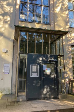 MUNİH, Almanya - 1 Aralık 2024: Münih 'teki Ludwig Maximilian Üniversitesi