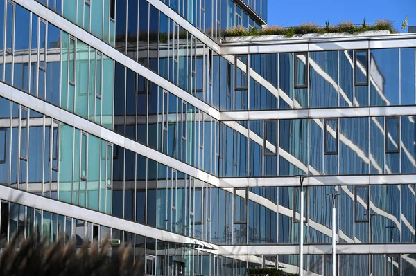 Moderna Fachada Cristal Edificio Oficinas Linz Austria — Foto de Stock