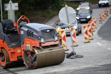 İnşaat alanında bir barikat.