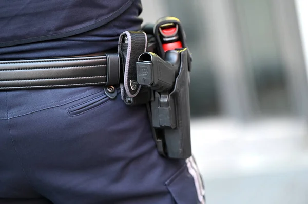Avusturya Bir Polis Tabancasının Ayrıntılı Atışı — Stok fotoğraf