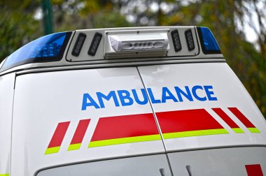 Aşağı Avusturya 'da Kızıl Haç kurtarma aracı