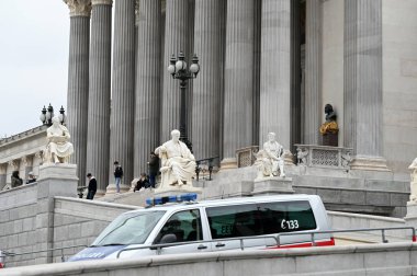 Avusturya Parlamentosu Viyana 'da Halka Caddesini Yeniledi