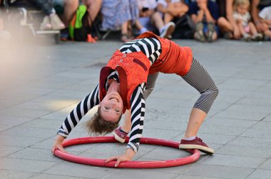 Linz Pavement Spectacle, Avrupa 'nın en önemli ve çeşitli sokak sanat festivallerinden biridir..