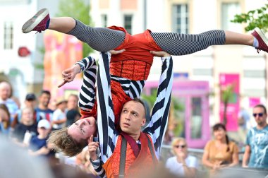 Linz Pavement Spectacle, Avrupa 'nın en önemli ve çeşitli sokak sanat festivallerinden biridir..