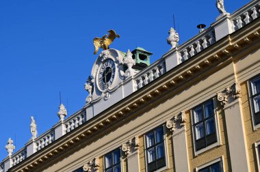 Schoenbrunn, Avustralya 'nın en büyük şatosu ve en önemli ve en çok ziyaret edilen kültürel varlıklarından biridir.