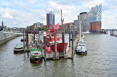 Almanya 'nın Hamburg limanındaki tarihi ışık gemisi