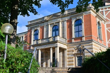 Bayreuth, Bavyera 'daki Yeşil Tepe' de Festival Salonu