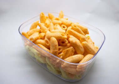 Beyaz arka plan üzerinde izole patates sopa