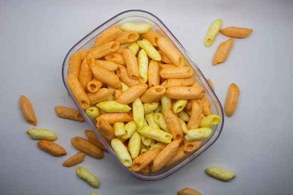 Beyaz arka plan üzerinde izole patates sopa