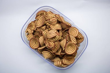 Kuping Gajah, karakteristik spiral desenli Endonezya atıştırmalığı..