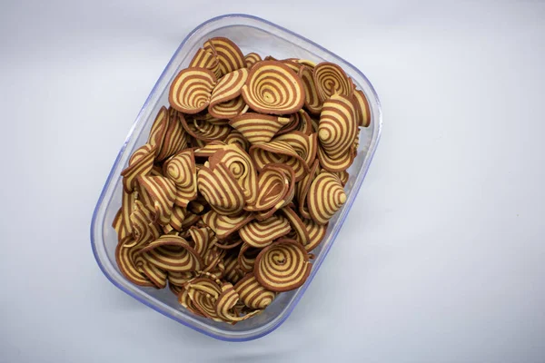 Kuping Gajah, karakteristik spiral desenli Endonezya atıştırmalığı..