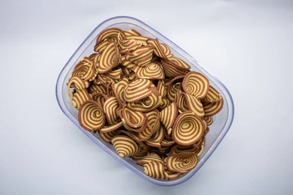 Kuping Gajah, karakteristik spiral desenli Endonezya atıştırmalığı..